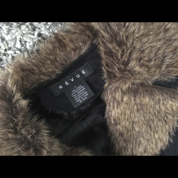 révue S faux fur black vest - Picture 4 of 5